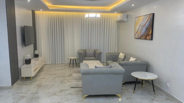 WhatsApp Image 2025-10-07 at 16.06.06_09990464