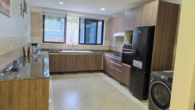 WhatsApp Image 2025-10-07 at 16.07.06_87ba7b97